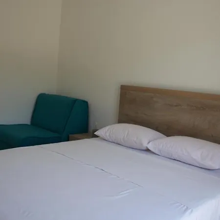 Bauk Guest house Pucisca