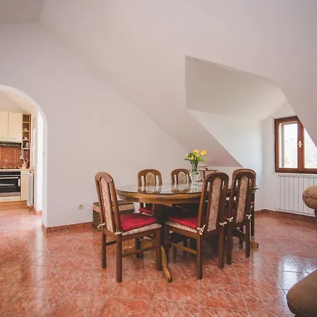 Bauk Guest house 2*