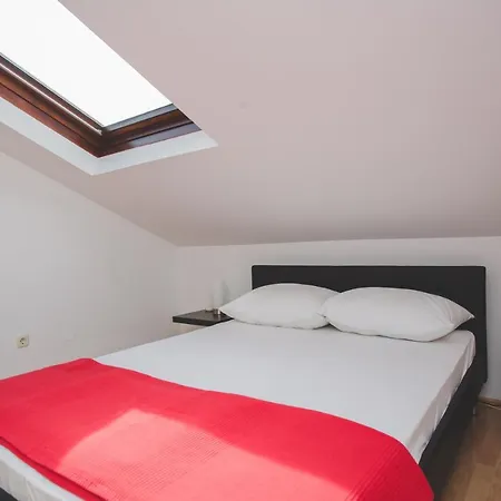 Bauk Guest house Pucisca